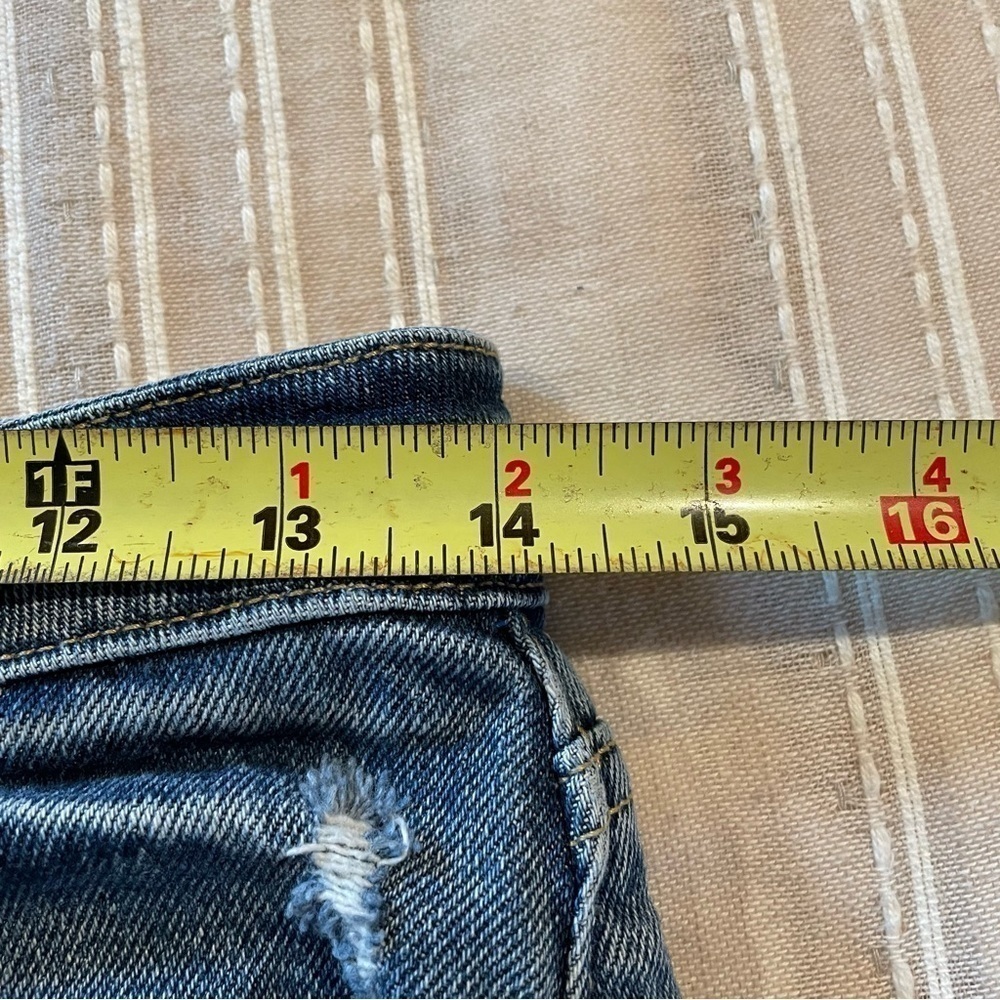 Abercrombie & Fitch Curve Love Distressed High Rise Mom Jeans 27 Short - Picture 7 of 9